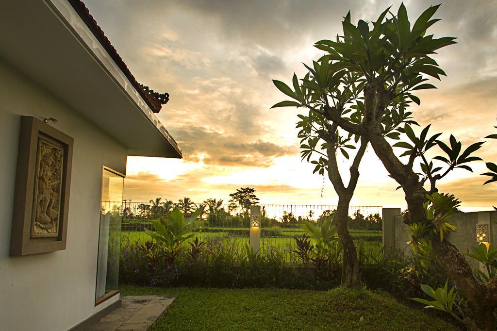 Ubud Lestari Villa Exterior photo