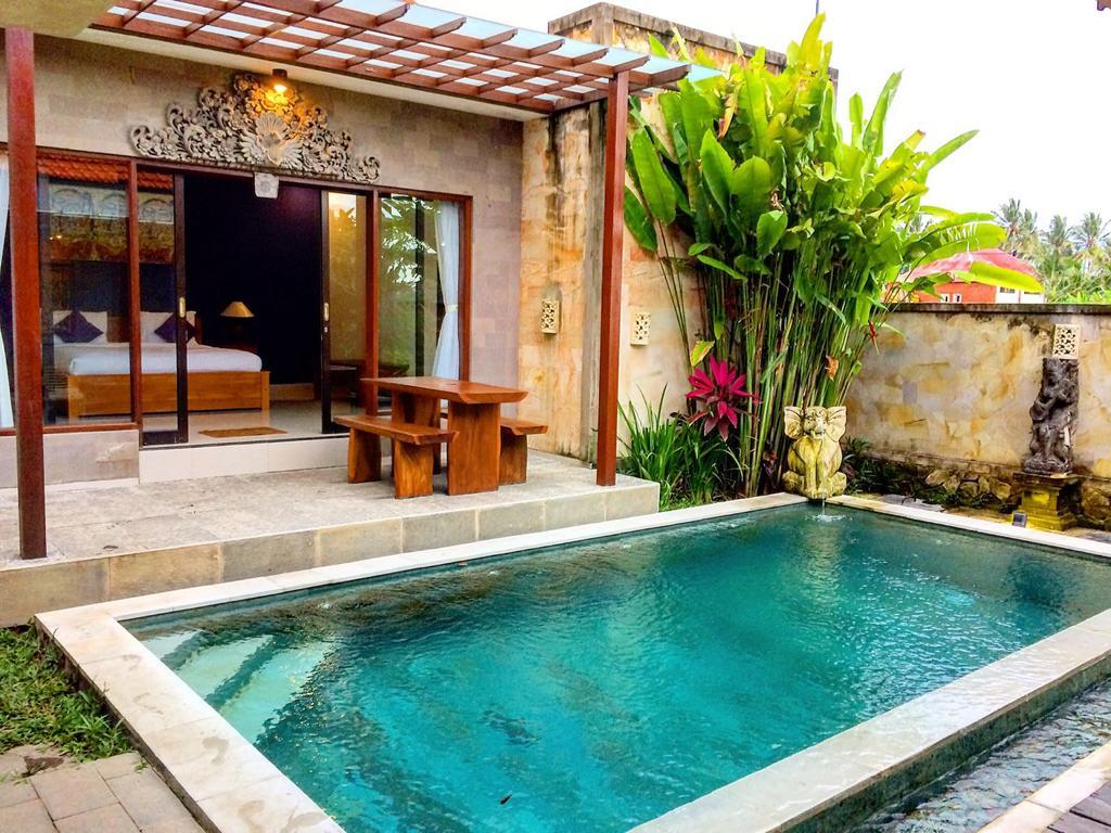 Ubud Lestari Villa Exterior photo